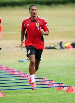 Images Dated 1st July 2010: Bristol City's Nicky Maynard: Gearing Up for Championship Pre-Season Training
