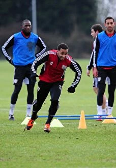 Images Dated 12th January 2012: Bristol City's Nicky Maynard in Training