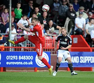 Bristol City's Simon Gillett Sends a Cross into the Box during Crawley Town vs Bristol City Football Match, May 3, 2014