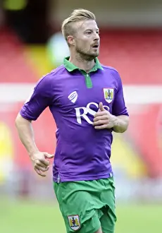 12 15 Prints: Bristol City's Wade Elliott in Action Against Sheffield United at Bramal Lane (Sky Bet League One)
