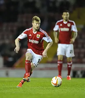 Bristol City's Wade Elliott: Midfield Mastermind in Sky Bet League One Action