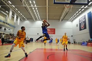 Images Dated 8th November 2014: Bristol Flyers vs. Sheffield Sharks: Clash on the Court (08-11-14)