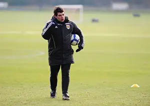 Academy Training Prints: Building the Future: 2010-11 Academy Training - Bristol City First Team