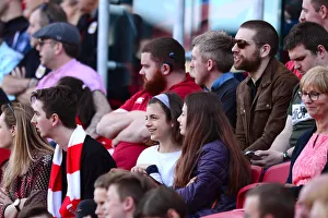 Championship Showdown: Bristol City vs. Wolverhampton Wanderers at Ashton Gate