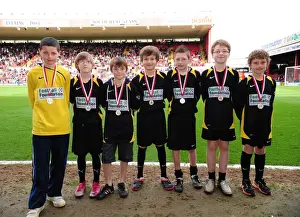 Championship Showdown: Bristol City vs Doncaster Rovers at Ashton Gate Stadium (02/04/2011)