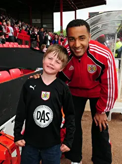 Championship Showdown: Bristol City vs Hull City at Ashton Gate Stadium - May 7, 2011