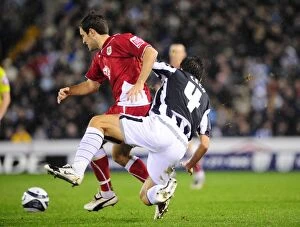 Images Dated 21st November 2009: The Clash of Rivals: West Brom vs. Bristol City - Football Championship Showdown, Season 09-10