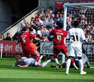 Images Dated 18th April 2009: Clash of the Swans and Robins: A Football Rivalry - Swansea vs. Bristol City (08-09)