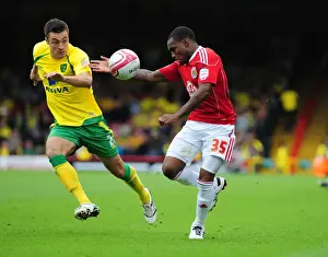 Framed Print : Clash of Titans: Bristol City vs Norwich City (Season 10-11) Framed Print : Clash of Titans: Bristol City vs Norwich City (Season 10-11)