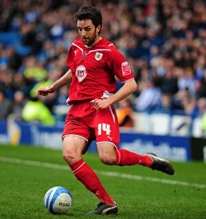 Images Dated 5th April 2010: Cole Skuse of Bristol City in Action Against Sheffield Wednesday, Championship Match