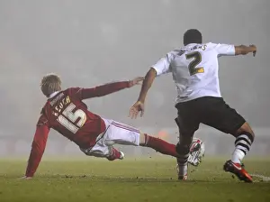 Framed Print : Controversial Penalty Call: Andy Keogh Felled in Bristol City vs Swansea City (01 / 02 / 2011) Framed Print : Controversial Penalty Call: Andy Keogh Felled in Bristol City vs Swansea City (01 / 02 / 2011)