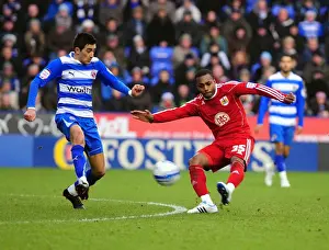 Danny Rose Outmaneuvers Jem Karacan: A Championship Battle at Madejski Stadium (December 26, 2010)