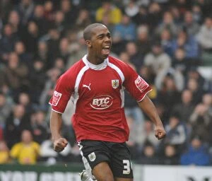 Images Dated 10th December 2007: Darren Byfield in Action for Bristol City Against Plymouth