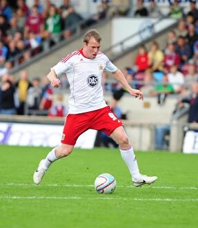 Images Dated 11th September 2010: David Clarkson Scores for Bristol City against Scunthorpe United in Championship Match