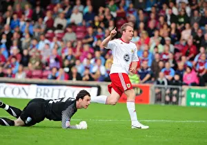 David Clarkson's Thrilling Goal Celebration: Scunthorpe United vs. Bristol City (Championship, 11-09-2010)