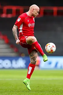Framed Print : David Cotterill in Action: Bristol City vs Burton Albion, Sky Bet EFL Championship, Ashton Gate Framed Print : David Cotterill in Action: Bristol City vs Burton Albion, Sky Bet EFL Championship, Ashton Gate