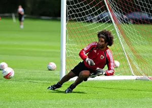 New Signing's Prints: David James Begins New Journey at Bristol City: Legendary Goalkeeper's First Training Session