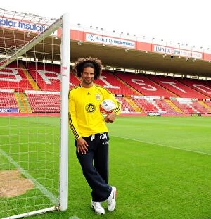 Images Dated 30th July 2010: David James Joins Bristol City: English Goalkeeping Legend Signs for the Robins