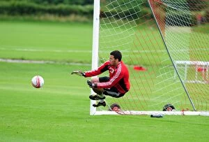 David James First Day Of Training Collection: David James Joins Bristol City: First Training Session - Season 10-11 (New Signing)