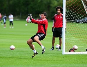 Images Dated 2nd August 2010: David James Joins Bristol City: First Training Session - Season 10-11 (New Signing)
