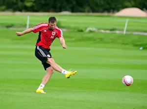 David James Joins Bristol City: First Training Session - Season 10-11 (New Signing)