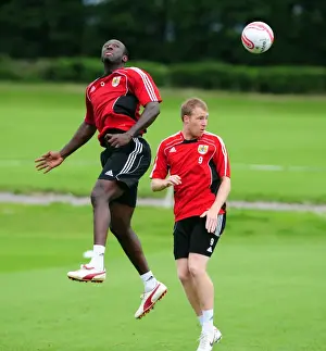 New Signing's Prints: David James Joins Bristol City: First Training Session - Season 10-11 (New Signing)