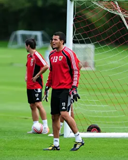 New Signing's Prints: David James Joins Bristol City: First Training Session - Season 10-11 (New Signing)
