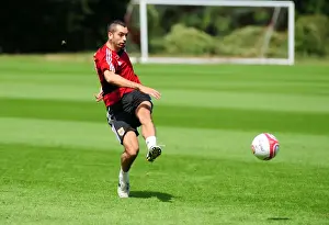 New Signing's Prints: David James Joins Bristol City: First Training Session - Season 10-11 (New Signing)