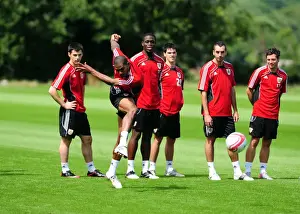 New Signing's Prints: David James Joins Bristol City: First Training Session - Season 10-11 (New Signing)