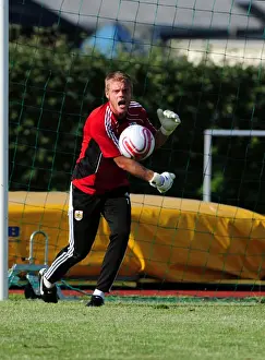 Dean Gerken: Focused Training with Bristol City FC - Preparing to Guard the Goal