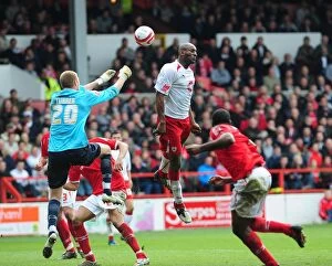 Nottingham Forest v Bristol City Collection: Dele Adebola Scores the Game-Winning Goal for Bristol City Against Nottingham Forest
