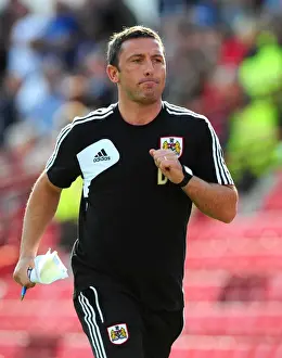 Derek McInnes and Bristol City Face Off in Championship Clash at Oakwell Stadium (September 1, 2012)