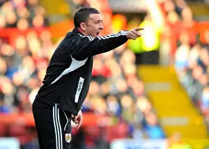 Derek McInnes Leads Bristol City in Championship Battle against Blackpool, November 2012