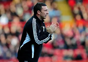 Derek McInnes Leads Bristol City in Championship Clash against Burnley at Ashton Gate Stadium (05/11/2011)