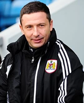 Images Dated 1st January 2013: Derek McInnes Leads Bristol City at The Den in Championship Match against Millwall, 2013