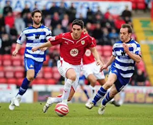 Framed Print : Determination and Teamwork: A Pivotal Moment between Bradley Orr and James Hayter at Bristol City vs Doncaster Rovers