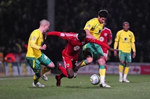 Norwich City v Bristol City Collection: Determined Albert Adomah Breaks Through Norwich Defenders in Championship Clash