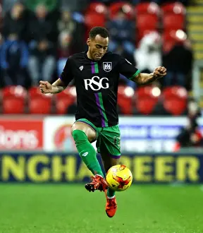 Framed Print : Elliott Bennett of Bristol City in Action against Rotherham United, Sky Bet Championship (November 2015) Framed Print : Elliott Bennett of Bristol City in Action against Rotherham United, Sky Bet Championship (November 2015)