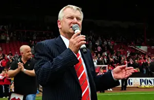 Emotional Farewell: Steve Lansdown Bids Adieu as Bristol City Football Club Chairman (07/05/2011)