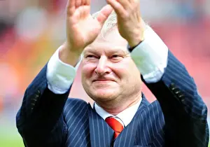 Emotional Steve Lansdown Bids Farewell: Last Game as Bristol City FC Chairman (Bristol City vs Hull City)
