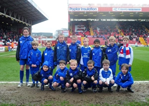 Flagbearers Clash: Bristol City vs. Bolton Wanderers, Npower Championship (130413)