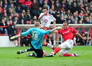 Nottingham Forest V Bristol City Prints: A Football Rivalry: Clash of Championship Contenders (08-09) - Nottingham Forest vs