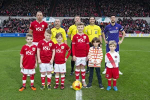 Images Dated 26th December 2015: Football Rivalry Flares Up in Sky Bet Championship Showdown: Bristol City vs Charlton Athletic at