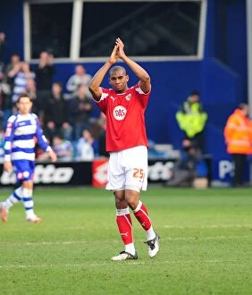 Images Dated 21st March 2009: A Football Rivalry: The Intense Battle on the Field - QPR vs. Bristol City (Season 08-09)