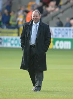 Gary Johnson: The Determined Manager Leading Bristol City in the Norwich City Rivalry