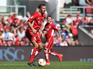 Gary O'Neil in Action: Bristol City vs Wigan Athletic, Sky Bet Championship, Ashton Gate