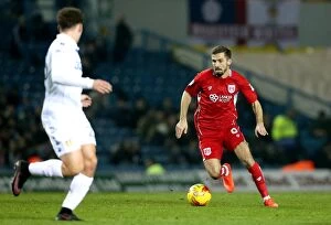 Images Dated 14th February 2017: Gary O'Neil Charges Forward: Leeds United vs. Bristol City Championship Clash, 14/02/2017