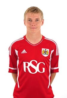 Images Dated 4th August 2011: Henry Muggeridge: Focused and Determined - Bristol City Football Club
