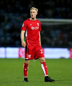 Images Dated 10th December 2016: Hordur Magnusson of Bristol City in Action against Huddersfield Town