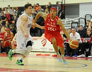Intense Rivalry: Flyers vs. United Basketball Showdown at SGS Wise Campus - November 2014